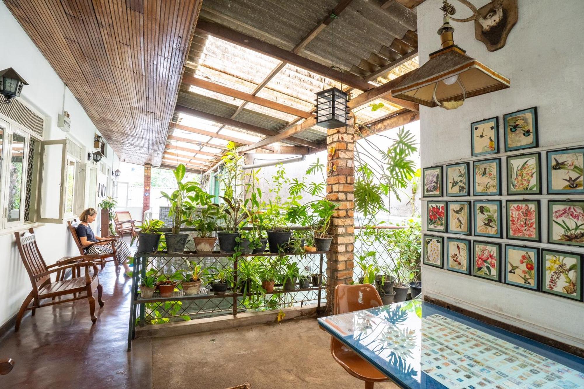 Kandy Inn Madugalle'S Family Guest House Extérieur photo